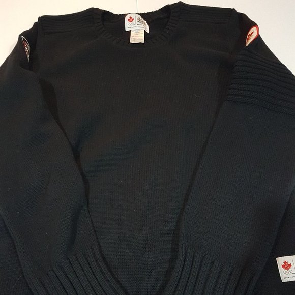 Vancouver 2010 Olympic Black Knit Sweater - Picture 1 of 5